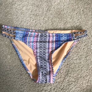 XHILARATION: PATTERED SWIM BOTTOMS